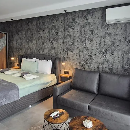 Dream House 4*